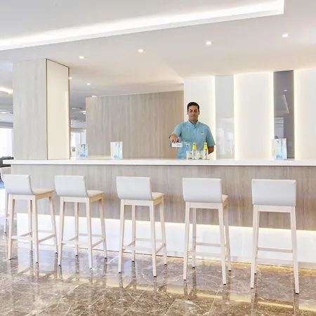 Grupotel Farrutx Кан Пикафорт
