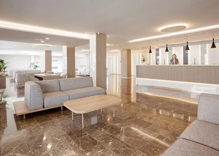 Grupotel Farrutx Hotel 4*