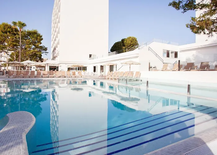 Hotel Grupotel Farrutx 4*