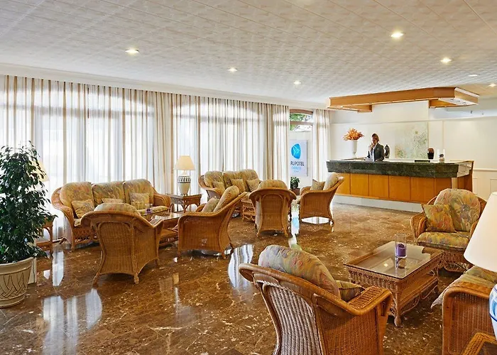 Grupotel Farrutx Hotel 4*