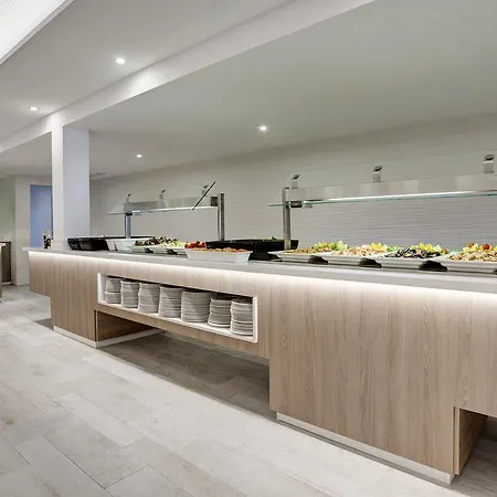 Готель Grupotel Farrutx Кан-Пікафорт